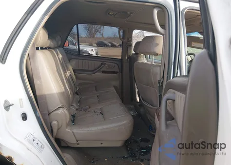 2003 Toyota Sequoia Limited V8 z USA, uszkodzony, nr VIN 5TDBT48A73S145929